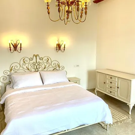 Queen Bee Opatija